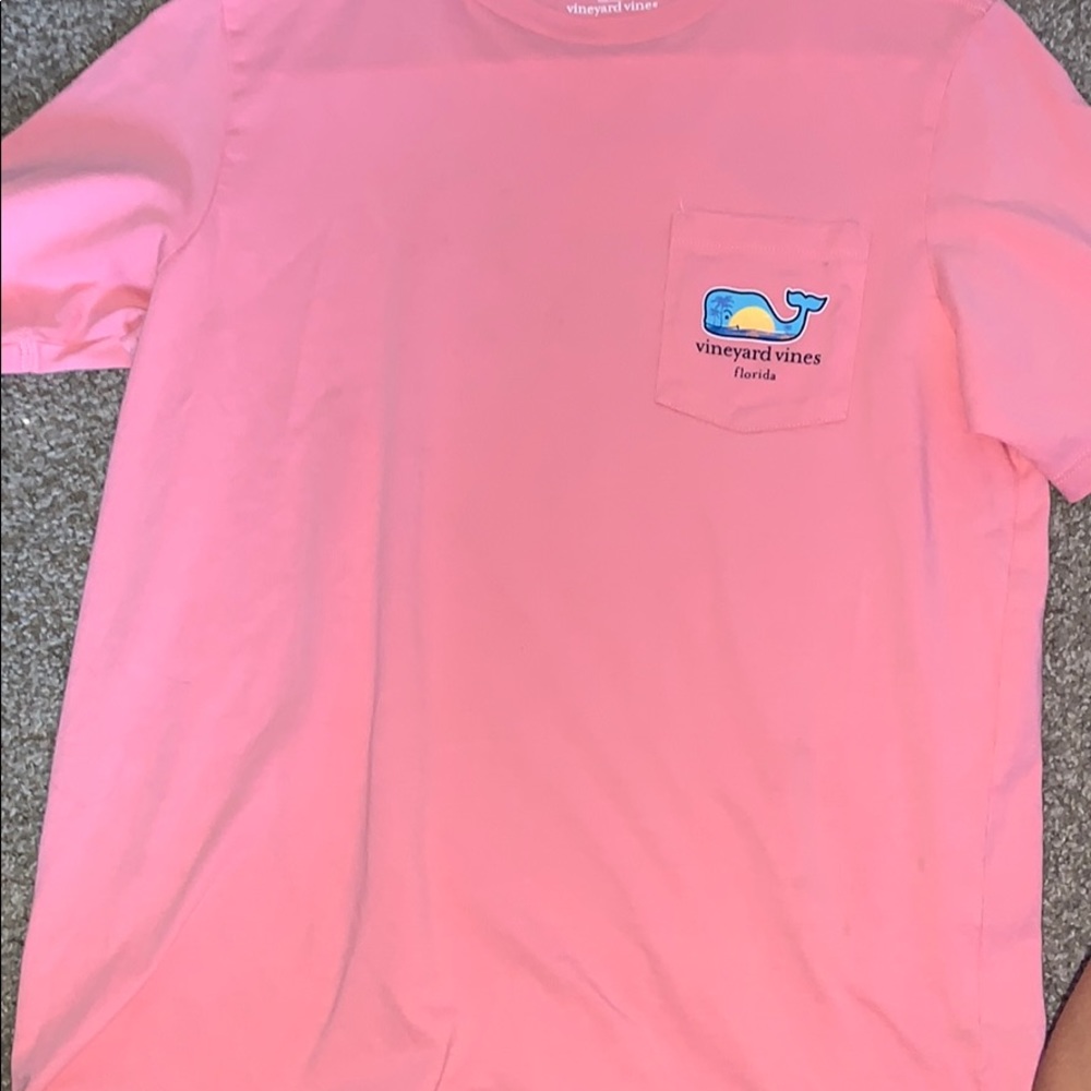 Vineyard Vines Tee